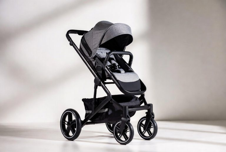 At How Many Months Can Baby Sit in Stroller