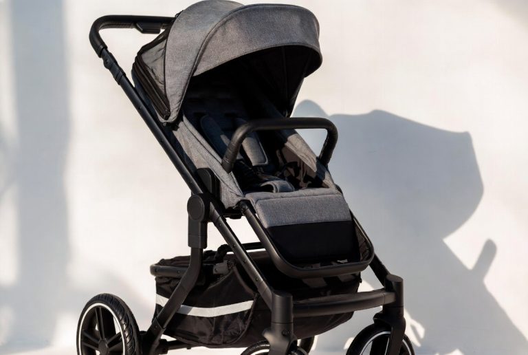 How to Keep Baby Warm in Bassinet Stroller